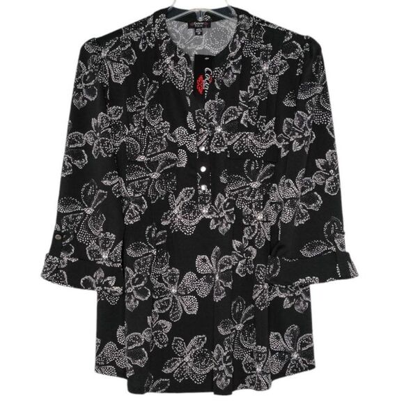 NWT Cocomo Plus Size 2X Black & White Floral Print Pintuck 3/4 Sleeve Top - Picture 1 of 7